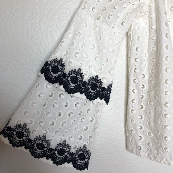 SOLD Bailey 44 Off Shoulder Embroidered White Eyelet Blouse - Picture 4 of 12